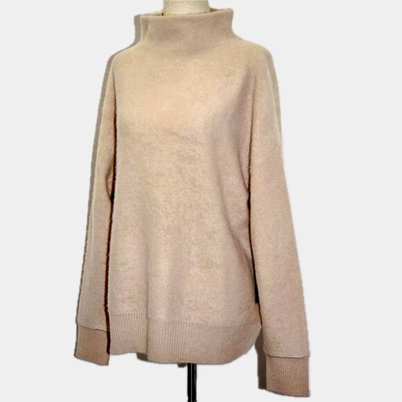 😊TAHARI 100% Cashmere Sweater Ultra Soft Mock Neck Relaxed Fit Beige Wm Sz M - Picture 2 of 11